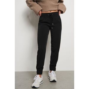 DYNAMITE Sacha High Waist Joggers - XXS